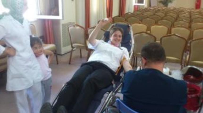 İhlas Kuzuluk Evleri'nde Kan Bağışı