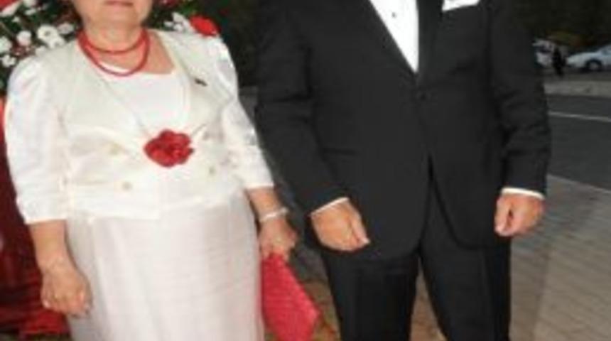 90. Yıl Coşkusu İnciraltı&rsquo;nda Kutlandı