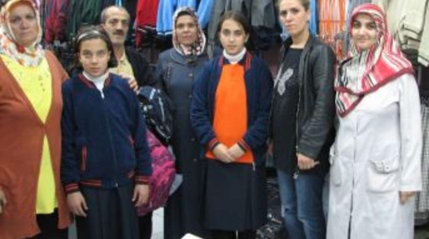 Ak Parti Kadın Kolları&rsquo;ndan Eğitime Destek