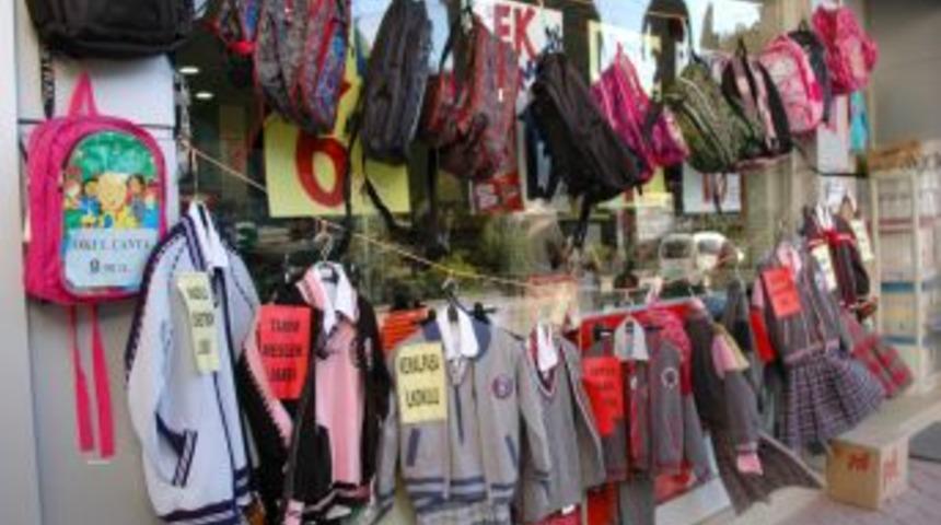 Konfeksiyoncularda Okul Hareketliliği Başladı