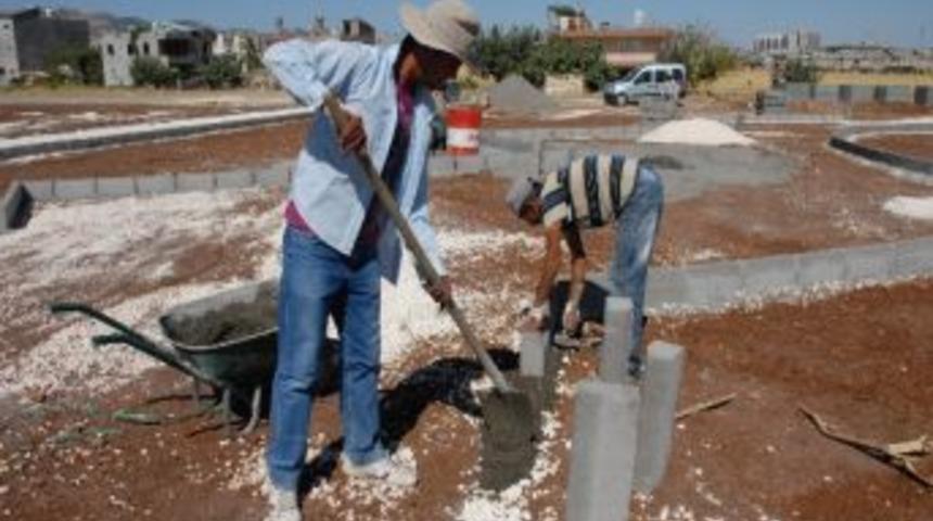 Yunus Emre Mahallesi&rsquo;ne Park Yapılıyor