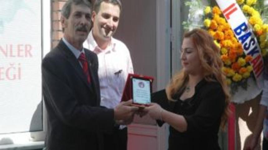 Kanarya Sevenler Derneği'nden Anlamlı Bağış