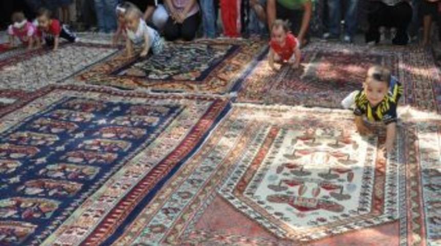 Kulalı Bebekler Yarıştı