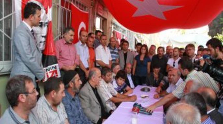 Vali Harput, Şehit Ailesini Ziyaret Etti