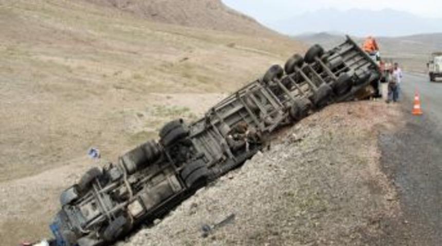 Ağrı'da Trafik Kazası, 1 Yaralı