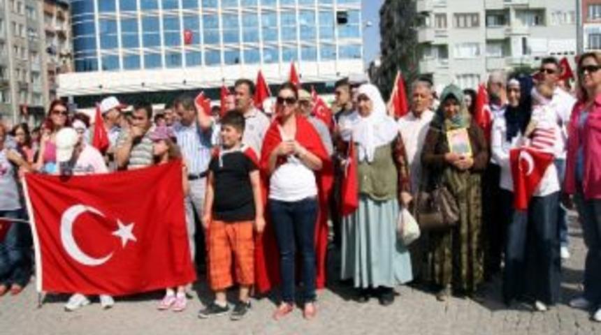 Uşak&rsquo;ta Ter&ouml;re Tepki Y&uuml;r&uuml;y&uuml;ş&uuml;