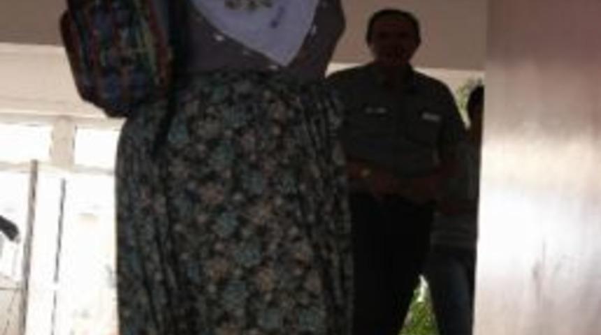 Hasarlı Okulda Velilere &lsquo;el Bombası&rsquo; Uyarısı