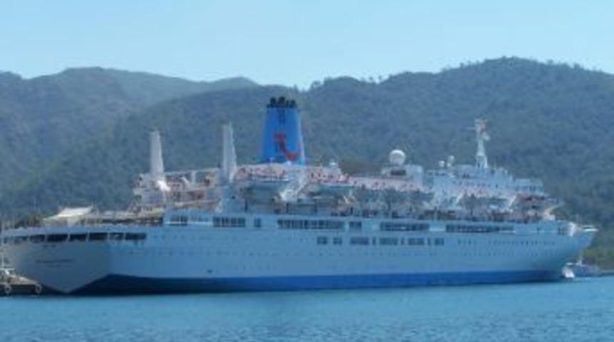 Yolcu Gemisi 'thomson Celebration' Marmaris'te