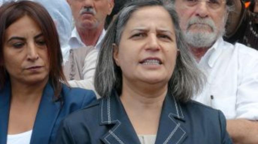BDP Ve CHP'li Milletvekillerinden KCK Sanıklarına Destek