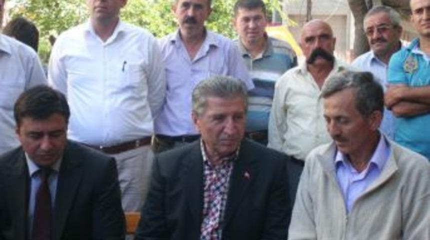 K&ouml;ksal Toptan,Şehit ailesini ziyaret etti
