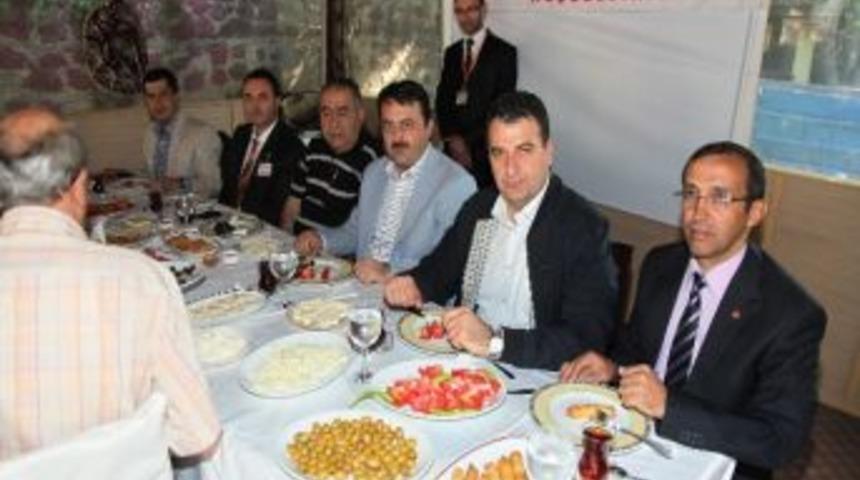 Tosyalılar Kahvaltıda Buluştu
