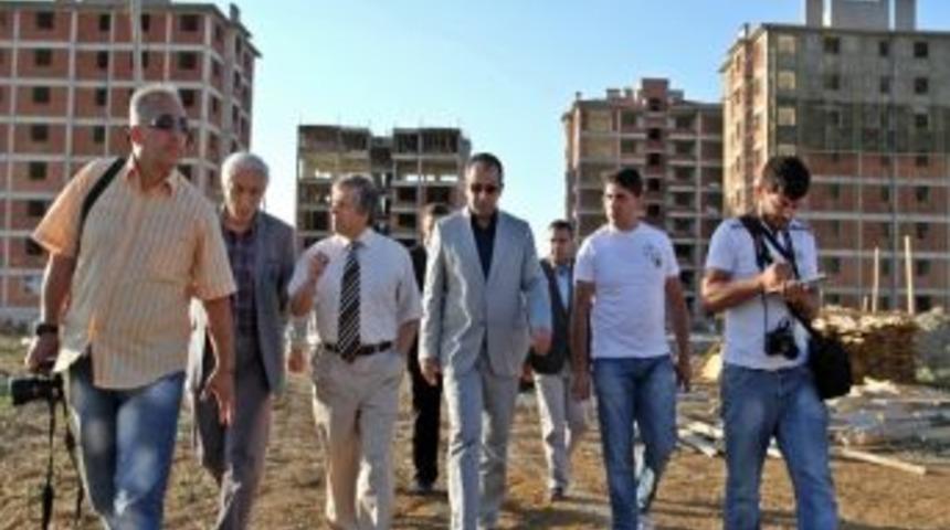 Rekt&ouml;r Mollamahutoğlu Veda Etti