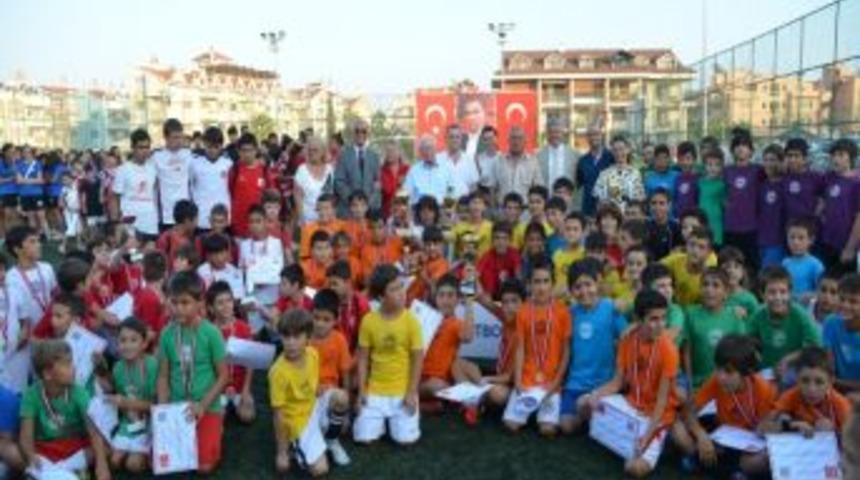 Marmaris'te Erkan Işıksal Futbol Turnuvası Sona Erdi