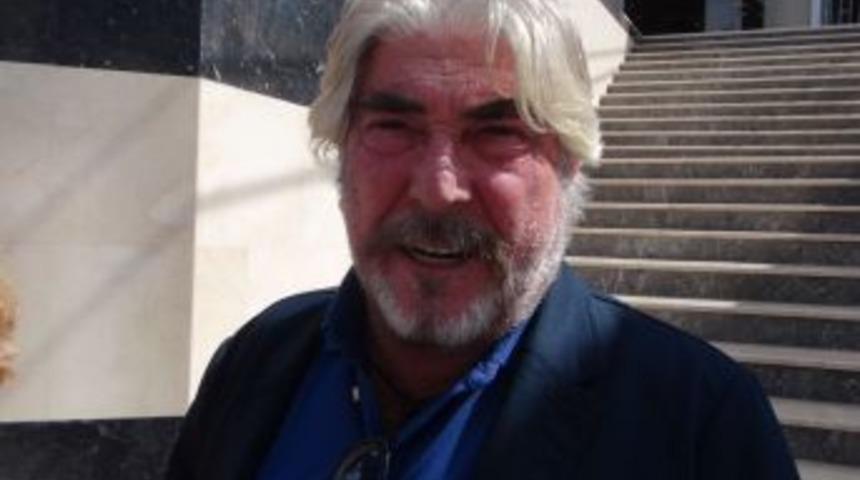 Erdal &Ouml;zyağcılar, Adına A&ccedil;ılan Sahte Hesaplardan Şikayet&ccedil;i