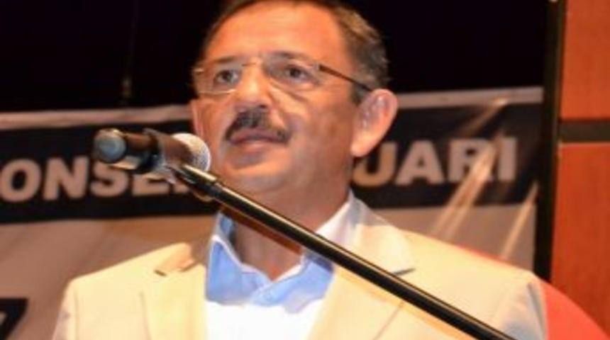 Kayseri B&uuml;y&uuml;kşehir Belediye Başkanı Mehmet &Ouml;zhaseki: