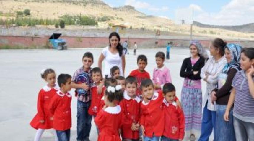 Deponun Altında 7 Metrelik &Ccedil;ukur Oluştu