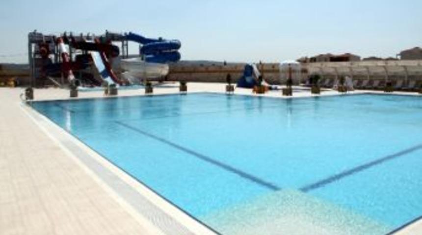 Bergama&rsquo;ya Aquapark A&ccedil;ıldı