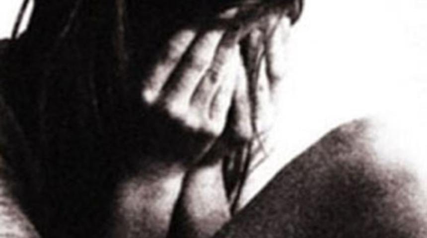 Ağlarken bulunan gen&ccedil; kız hamile &ccedil;ıktı