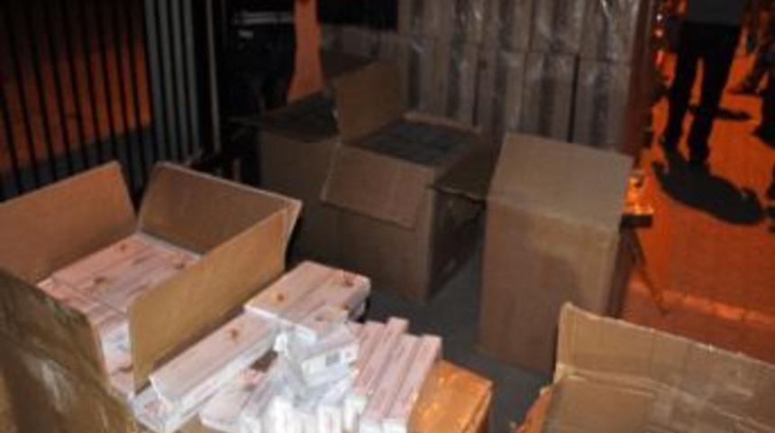 D&uuml;zce'de 50 Bin Paket Ka&ccedil;ak Sigara Ele Ge&ccedil;irildi