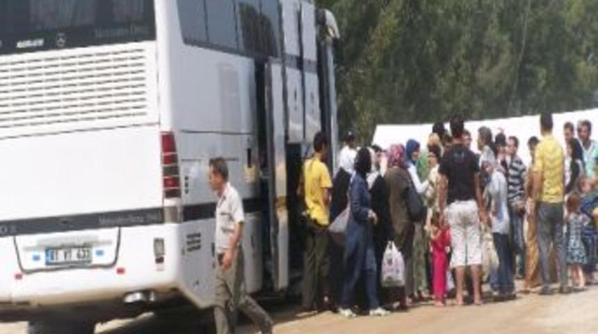 Osmaniye&rsquo;deki &Ccedil;adır Kente 2 Bin 119 Sığınmacı Yerleştirildi