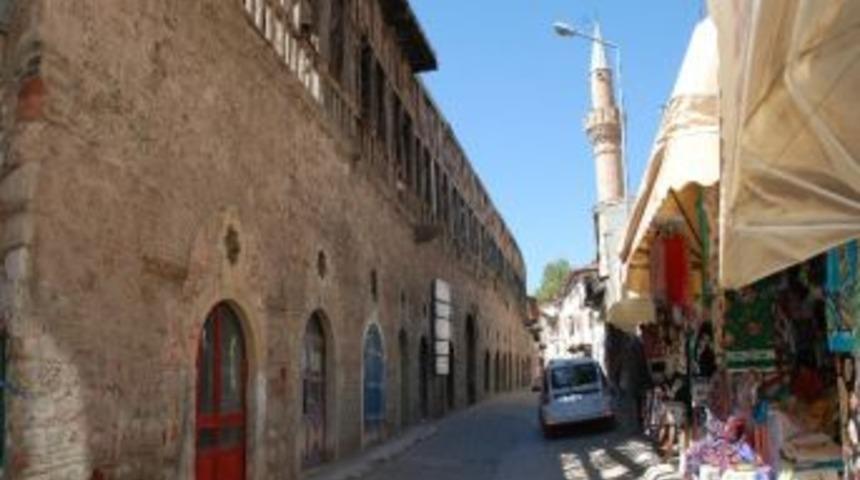 Yazmacılar Hanı&rsquo;nda Restorasyon Revizesi