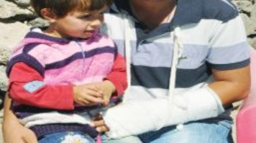 Pijamalı Asker Konuştu: "yardımım Olur Mu Diye Gittim"