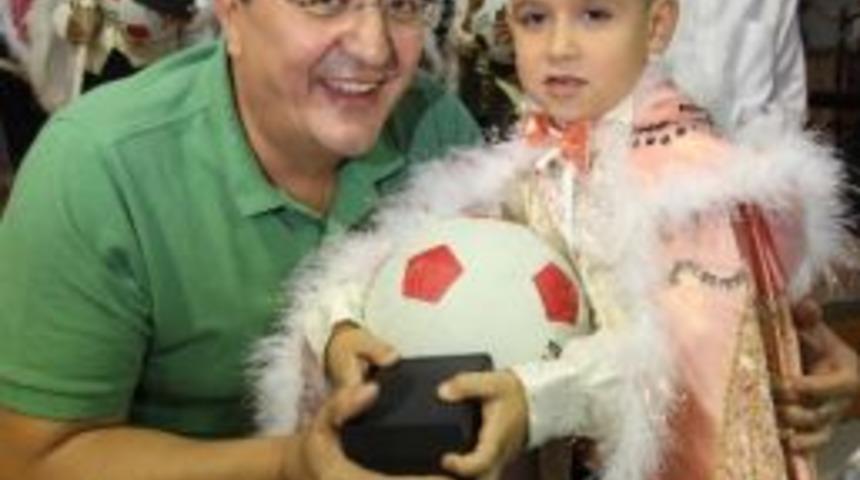 Narlıdereli Minikler Erkekliğe Adım Attı