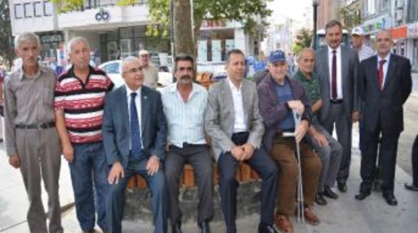 Tekirdağ Valisi Ali Yerlikaya &Ccedil;orlu&rsquo;da Vatandaşlarla Kucaklaştı
