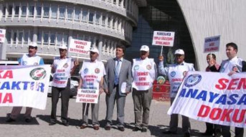 Hizmet İş Sendikası &Uuml;yeleri Oturma Eylemi Yapacak