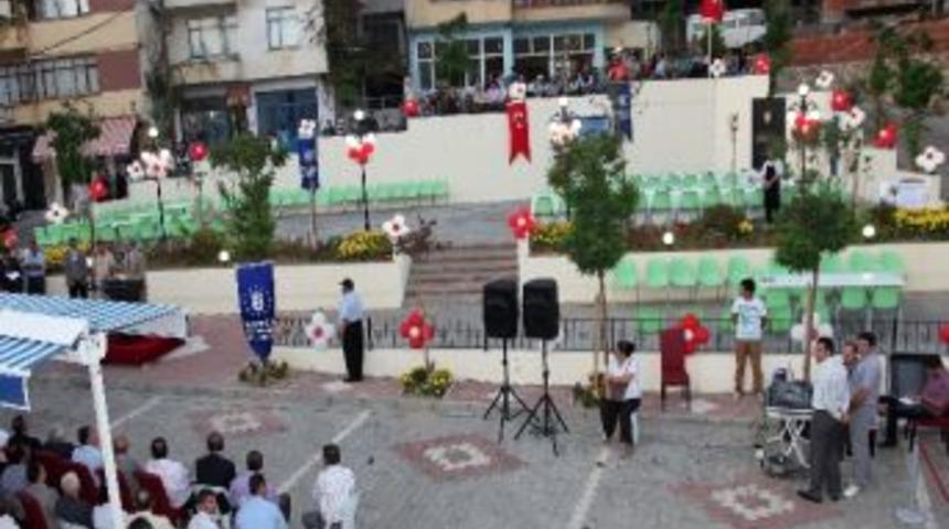 Tacir K&ouml;y&uuml; Meydanına Kavuştu