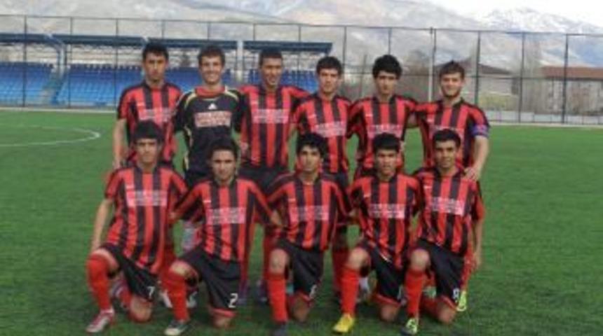 İşadamı Alptekin'den Erzincanspor'a Destek