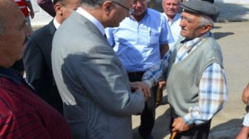 Vali Daş&ouml;z'den Afyonkarahisar'da Şehit Olan Emrah Aral'ın Ailesine Taziye Ziyareti