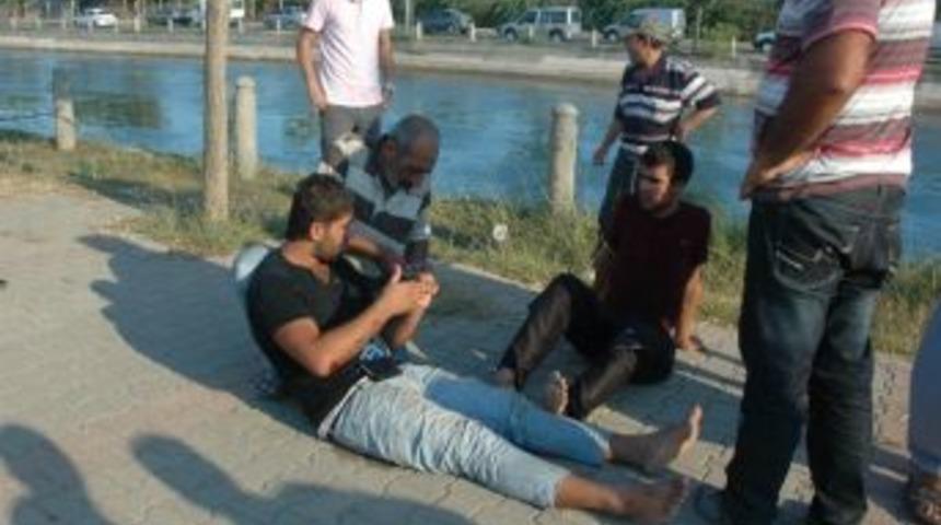 &Ccedil;ocuğa &Ccedil;arpmamak İ&ccedil;in Sulama Kanalına U&ccedil;tu