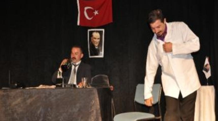 Soma Mekansızlar&rsquo;dan Muhteşem Tiyatro