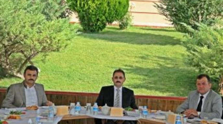 OSB Vali Başk&ouml;y Başkanlığında Toplandı