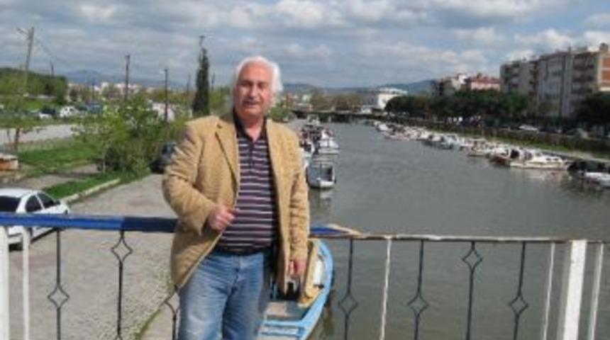 Cahit Yılmaz Adaylığını A&ccedil;ıkladı