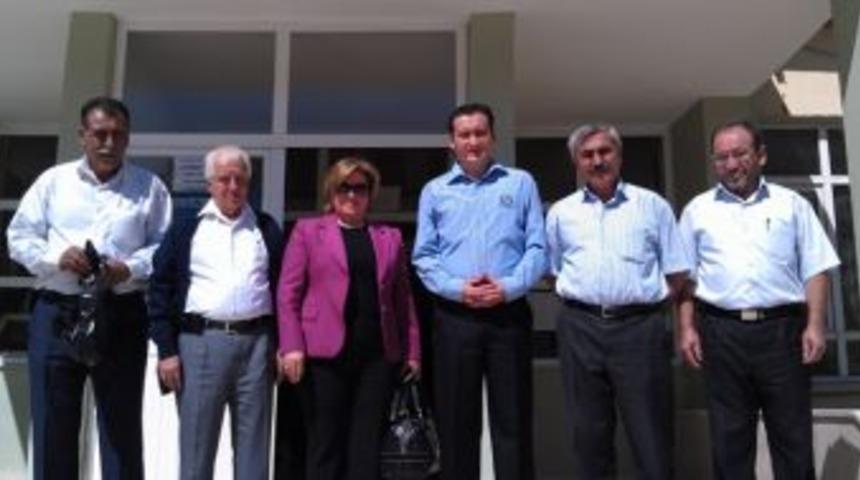 G&uuml;rkan Saimbeyli'de sorun dinledi