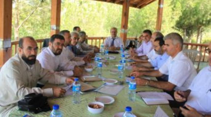 İl&ccedil;e M&uuml;ft&uuml;leri Sarı&ccedil;am'da toplandı