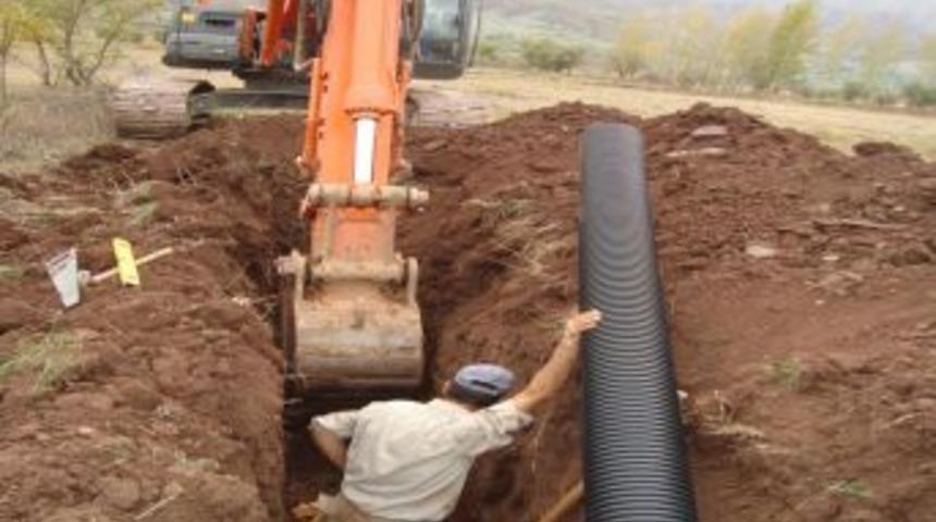 K&ouml;ylerin kanalizasyon sorunu gideriliyor