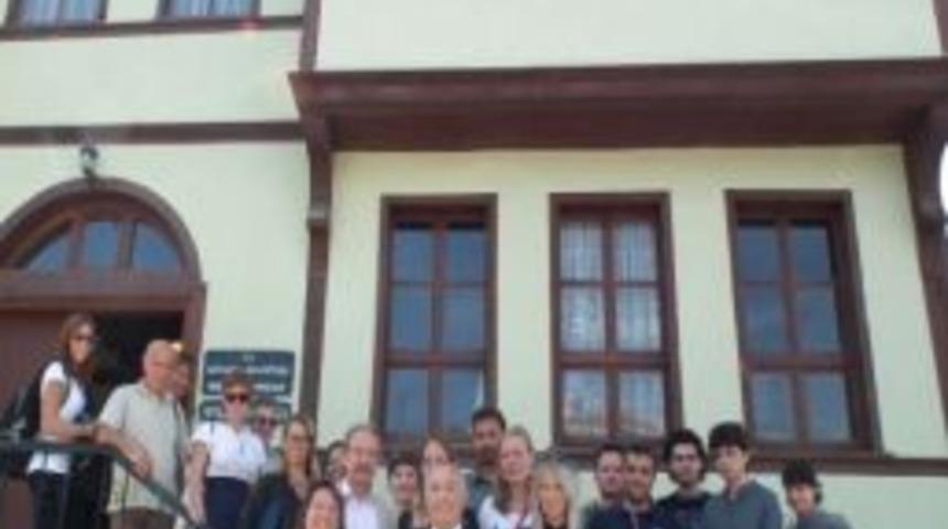 Hollandalı Heyet K&uuml;tahya&rsquo;da El Sanatları Tasarımlarını İnceledi