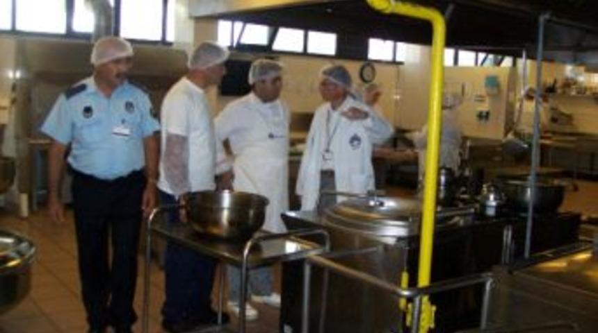 Gebze'de Yemek Fabrikaları Denetimden Ge&ccedil;ti