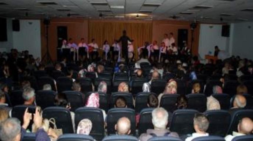 Boz&uuml;y&uuml;k&rsquo;te Neyzenler Konseri