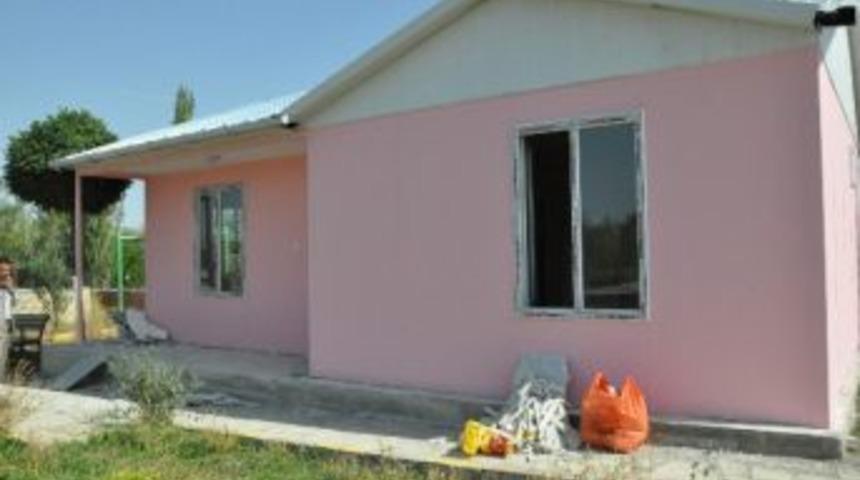 Maya Kadın Danışma Merkezi Bostani&ccedil;i Beldesine Sağlık Merkezi Kurdu