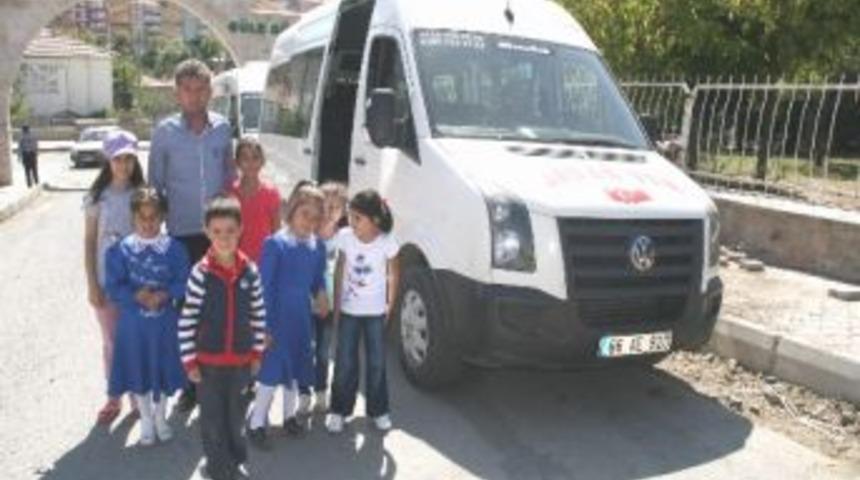 Okullar Başladı &Ouml;ğrenci Servisleri Harekete Ge&ccedil;ti