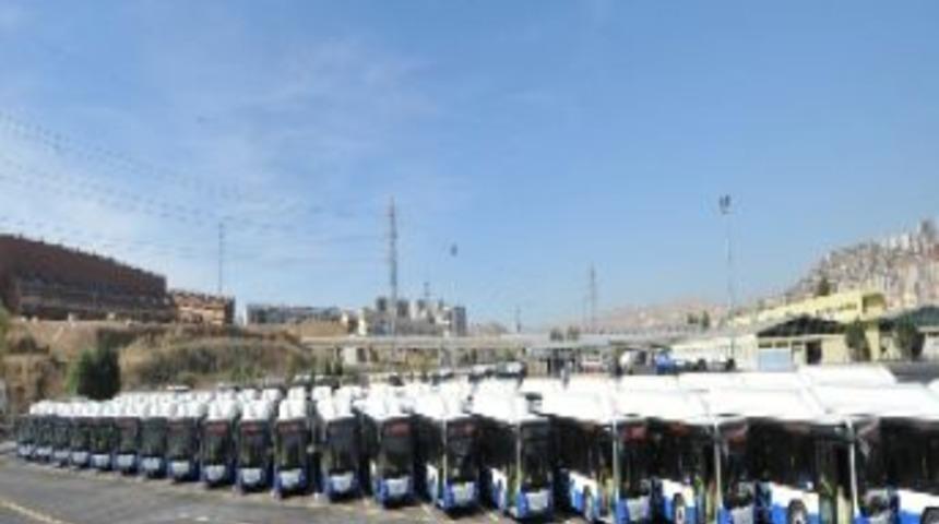 Metrob&uuml;sler Yarın Yola &Ccedil;ıkıyor