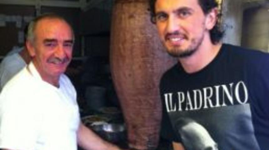 Tuncay Şanlı&rsquo;nın Kebap Keyfi