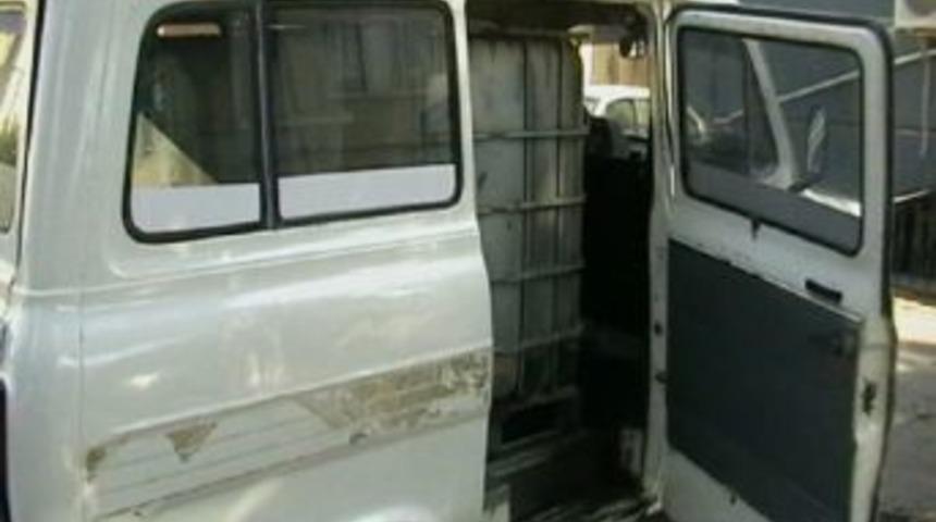 Minib&uuml;ste 1800 Litre Ka&ccedil;ak Motorin Ele Ge&ccedil;irildi