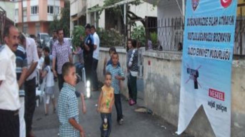 D&uuml;zi&ccedil;i'de "silahla Sevince Hayır" Kampanyası