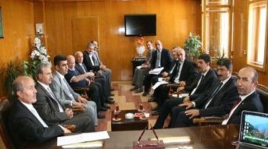 Milli Eğitim M&uuml;d&uuml;r&uuml; Bilge, Bakanlık Denet&ccedil;ileriyle Biraraya Geldi