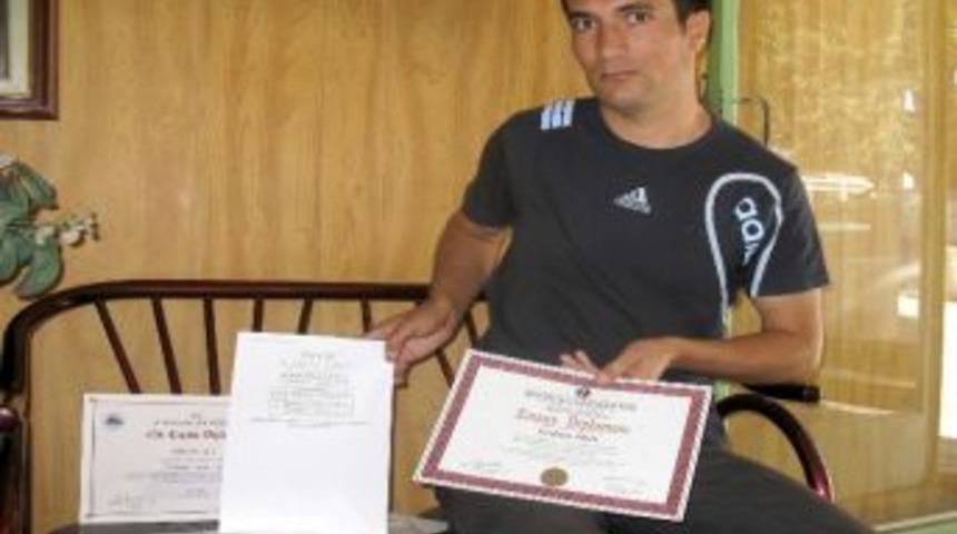 &Uuml;niversite Kaydını Yaptırabilmek İ&ccedil;in Yardım Bekliyor